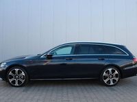 Gebraucht Mercedes E220 200 PS (147 kW) 2023 Blau Kombi