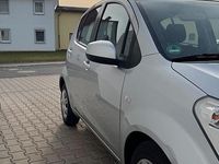 Gebraucht Suzuki Splash 86 PS (63 kW) 2010 Silber Kleinwagen
