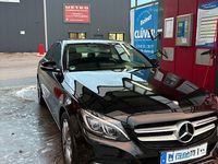 Gebraucht Mercedes C180 156 PS (114 kW) 2015 Schwarz Limousine