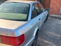 Gebraucht Audi 80 90 PS (66 kW) 1994 Silber Limousine