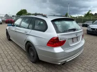 Gebraucht BMW 320 143 PS (105 kW) 2007 Silber Kombi