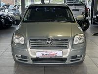 gebraucht Toyota Avensis 2.0 Executive Liftback Tempom. 8xBereift