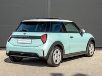 Begagnad Mini Cooper Classic 156 HK (114 kW) 2025 Grön Halvkombi