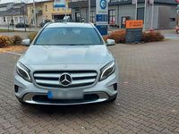 Gebraucht Mercedes GLA250 211 PS (155 kW) 2014 Silber SUV