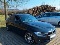 Gebraucht BMW 320 186 PS (136 kW) 2014 Schwarz Limousine