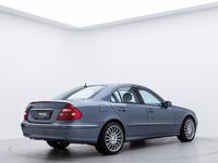 Second-hand Mercedes E500 306 CP (225 kW) 2004 Albastru Berlinǎ