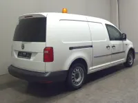 Używany VW Caddy Maxi 125 KM (91 kW) 2019 Biały Minivan