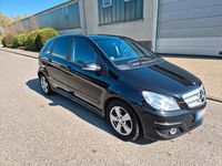 Gebraucht Mercedes B180 109 PS (80 kW) 2010 Schwarz Van / Kleinbus