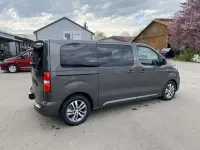 Gebraucht Peugeot Traveller Active 144 PS (105 kW) 2022 Platinium grau Van / Kleinbus