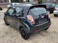 Używany Chevrolet Spark LS 68 KM (50 kW) 2010 Czarny Hatchback