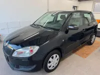 Gebraucht Skoda Fabia 60 PS (44 kW) 2011 Schwarz Kleinwagen