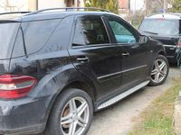 Gebraucht Mercedes ML320 224 PS (164 kW) 2008 Schwarz SUV