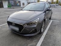 Gebraucht Hyundai i30 Passion Plus 140 PS (102 kW) 2018 Grau Kombi
