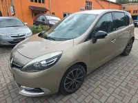 Gebraucht Renault Scénic III Expression 110 PS (80 kW) 2013 Gold Van / Kleinbus