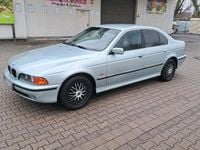 Gebraucht BMW 520 150 PS (110 kW) 1997 Silber Limousine