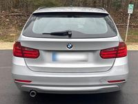 Gebraucht BMW 320 184 PS (135 kW) 2014 Silber Kombi