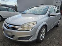 Gebraucht Opel Astra 90 PS (66 kW) 2007 Grau Limousine