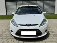 Gebraucht Ford Fiesta Titanium 82 PS (60 kW) 2009 Weiß Limousine