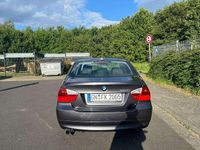 Second-hand BMW 325 218 CP (160 kW) 2005 Gri Berlinǎ
