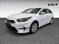 Gebraucht Kia Ceed 140 PS (102 kW) 2024 Weiß Kleinwagen