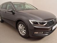 Gebraucht VW Passat Comfortline 150 PS (110 kW) 2018 Grau metallic Kombi