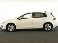 Gebraucht VW Golf Life 150 PS (110 kW) 2023 Oryxweiß perlmutteffekt SUV