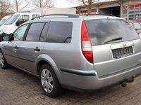 Usado Ford Mondeo 116 CV (85 kW) 2006 Plateado Familiar