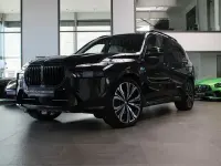 Gebraucht BMW X7 M Sport 352 PS (258 kW) 2025 Schwarz SUV