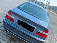 Używany BMW 320 150 KM (110 kW) 2000 Andere farben Sedan/Limuzyna
