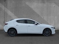 Gebraucht Mazda 3 Selection 122 PS (89 kW) 2021 Arctic white Limousine