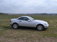 Gebraucht Mercedes SLK230 193 PS (141 kW) 1998 Silber Cabrio