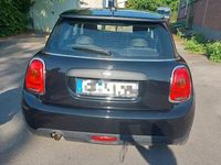 Gebraucht Mini Cooper 136 PS (100 kW) 2019 Schwarz Kleinwagen
