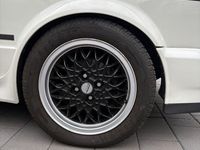 Gebraucht VW Golf Cabriolet 98 PS (72 kW) 1990 Weiß Cabrio