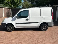 Gebraucht Fiat Doblò 100 PS (73 kW) 2009 Weiß Van / Kleinbus