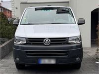 Gebraucht VW Transporter 140 PS (102 kW) 2014 Silber Van