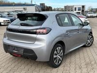 Gebraucht Peugeot 208 Active 101 PS (74 kW) 2024 Grau Kleinwagen