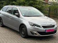 Gebraucht Peugeot 308 SW Allure 131 PS (96 kW) 2016 Grau Kombi