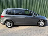Gebraucht VW Touran Highline 150 PS (110 kW) 2016 Grau Van / Kleinbus