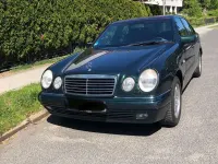Gebraucht Mercedes E320 Avantgarde 224 PS (164 kW) 1997 Grün Limousine