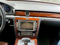 Gebraucht VW Phaeton 239 PS (175 kW) 2011 Braun Limousine