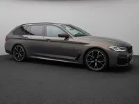 Gebraucht BMW 530 M Sport 286 PS (210 kW) 2023 Grau Limousine