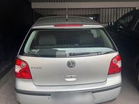 Gebraucht VW Polo 54 PS (39 kW) 2004 Silber Kleinwagen