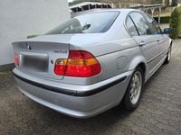Używany BMW 325 197 KM (144 kW) 2001 Srebrny Sedan/Limuzyna