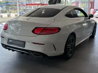 Gebraucht Mercedes C180 AMG line 156 PS (114 kW) 2019 Weiß Coupé