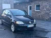 Gebraucht VW Fox 75 PS (55 kW) 2009 Schwarz Kleinwagen