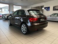 gebraucht Audi A1 Sportback 1.2TFSI Ambition/EINPARKH./KLIMAAUT