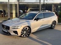 Gebraucht Volvo V60 Ultimate 197 PS (144 kW) 2023 Silber Kombi