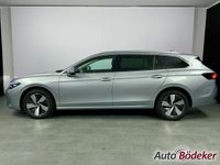 Gebraucht VW Passat Business 150 PS (110 kW) 2025 Oyster silver Kombi