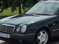 Gebraucht Mercedes E280 Avantgarde 204 PS (150 kW) 1997 Grün Limousine
