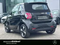 Gebraucht Smart ForTwo Electric Drive Passion 60 kW (82 PS) 2024 Bodypanels in black Cabrio
